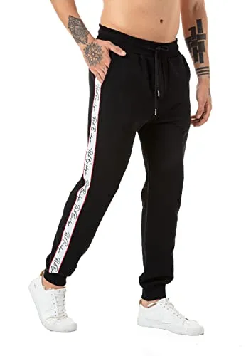 Redbridge Jogginghose Sweatpants mit seitlichem Streifen schwarz Gr XL - Sport – Jogginghosen für Herren | Trendstarke Sweatpants für Sport und Freizeit mit hohem Tragekomfort und elastischen Eigenschaften, ideal für Streetstyle-Looks.