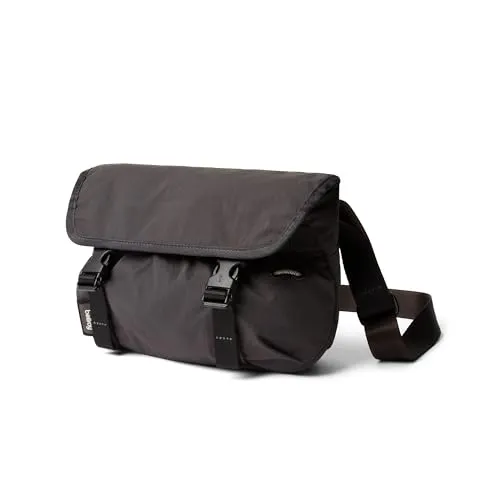 Bellroy Cinch Mini Messenger - Leichte, kompakte Umhängetasche - Messenger-Bag aus wasserabweisendem Material mit müheloser Organisation durch elastische und Reißverschlusstaschen, ideal für den täglichen Gebrauch.