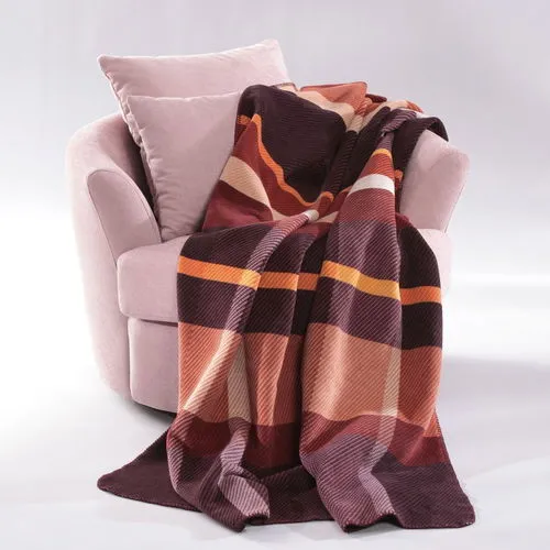 Biederlack Tagesdecke Ruby Check 150 x 200 cm - Bettdecken in stilvollem Ruby Check Design, aus hochwertiger Baumwolle für angenehme Wärme und Komfort.