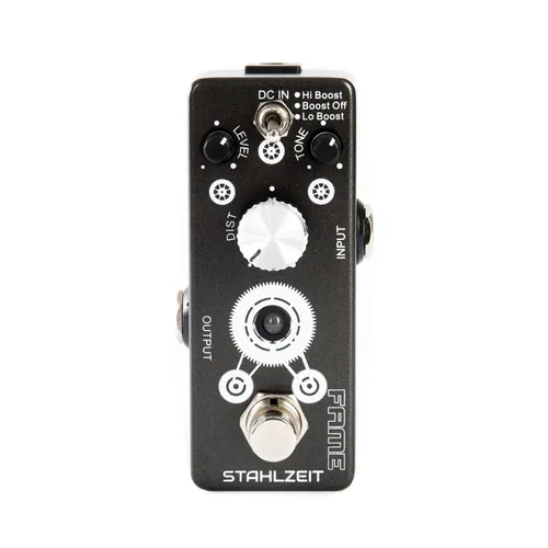 Fame Effektgerät Gitarre Stahlzeit Distortion Pedal - Gitarren-Effektgeräte: Das Fame Stahlzeit bietet vielseitige Verzerrungssounds für Blues, Rock und Metal mit schaltbaren Boost-Modi und True Bypass für optimale Signalübertragung.