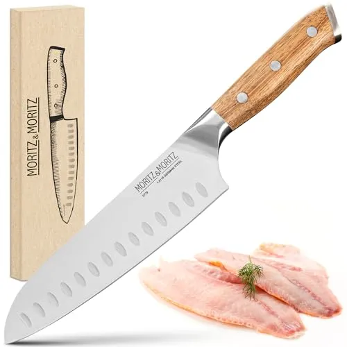 Moritz & Moritz Santoku Messer 18 cm - Japanisches Profi Kochmesser - Santoku-Messer aus deutschem Edelstahl mit ergonomischem Akazienholz-Griff, ideal für präzises Schneiden von Fleisch, Fisch und Gemüse - der perfekte Küchenhelfer!
