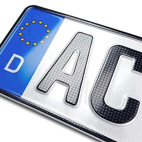 schildEVO 1 Carbon Kfz Kennzeichen | 350 x 110 mm | Kurzes Autokennzeichen 35 cm | OFFIZIELL amtliches Nummernschild | DIN-Zertifiziert – EU Wunschkennzeichen mit individueller Prägung