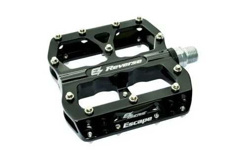 Reverse E-Escape Pedale – Schwarz 2019 - Fahrradpedale mit 100 x 100 mm Größe und 16 mm Höhe, ausgestattet mit hochwertigen Industrielagern für optimale Haltbarkeit und Leistung beim Mountainbiken.