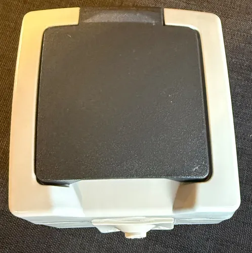 KOPP Schutzkontakt-Steckdose AP-FR nautic-grau von Kopp