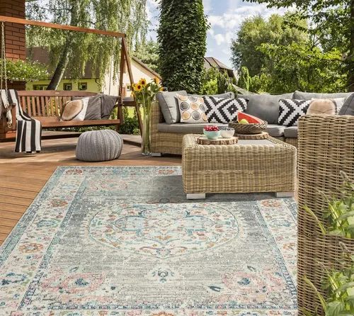 the carpet Teppich Palma in grau von the carpet