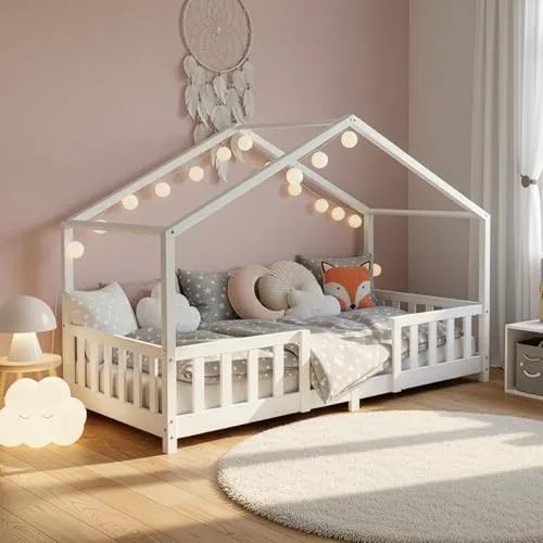 [en.casa] Kinderbett Treviolo Hausbett 90 x 200 cm - Betten: Charmantes Hausbett aus hochwertigem Kiefernholz mit integriertem Rausfallschutz für sicheren Schlaf und gemütliches Ambiente.