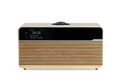 Ruark Audio R2 MK4 Wireless LAN Radio - Elegantes DAB+ und Bluetooth Radio in Creme, sorgt für hochwertigen Klang und drahtlosen Musikgenuss überall.