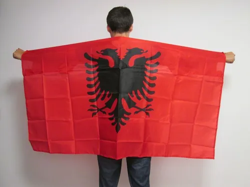 UMHANGFLAGGE ALBANIEN 150x90cm in rot von AZ FLAG