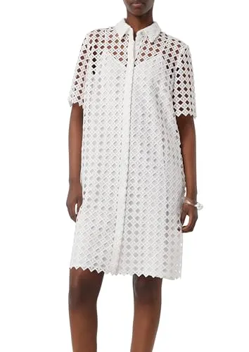 Comma Minikleid aus Spitze mit Futter - Elegantes kurzes Kleid aus Spitze mit modernem Hemdkragen und Knopfleiste. Der Relaxed Fit sorgt für hohen Tragekomfort, während das blickdichte Futter Diskretion garantiert. Ideal für vielseitige Stylings!