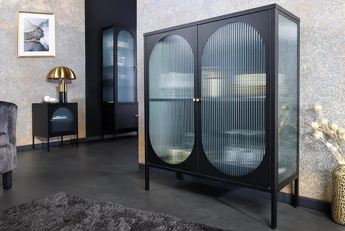 Riess Ambiente Moderne Vitrine Paris 110cm - Glasvitrine aus edlem schwarzen Metall und hochwertigem Riffelglas, perfektes Design für Wohnzimmer oder Essbereich mit eleganten goldenen Türgriffen und praktischem Magnetverschluss.