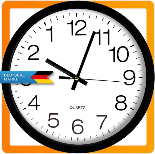 Rückwärts laufende Wanduhr in schwarz von Goods & Gadgets