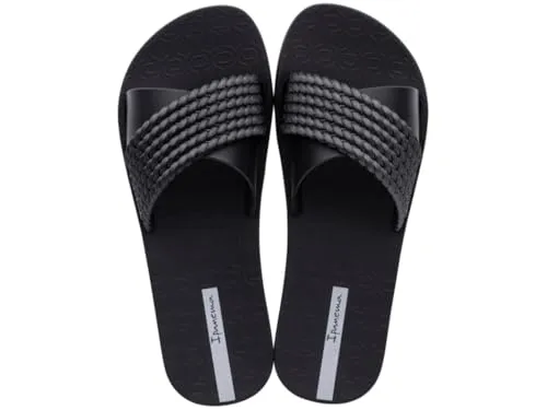 Ipanema STREET II FEM – Elegante Badeslides - Stylische Badeslides mit raffiniertem Design: Glatte und strukturierte Riemen für einen besonderen Look. Rutschfeste Innensohle, ideal für Alltag, Garten und Strand.