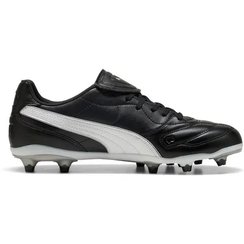 PUMA KING LIGA FG/AG Fußballschuhe für Erwachsene, Gr. 47, Schwarz/Silber/Weiß - Erlebe unübertroffene Kontrolle auf dem Platz mit den KING LIGA Fußballschuhen. Das weiche Obermaterial und die adaptive Schuhzunge sorgen für optimalen Tragekomfort und Stabilität auf festem Boden und Kunstrasen.