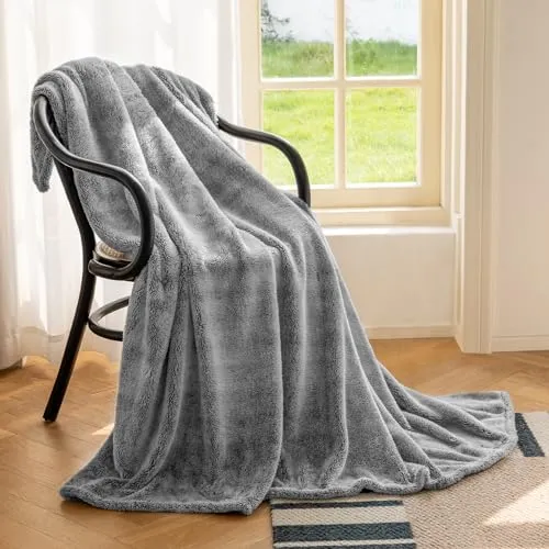 Kuscheldecke Flauschig,Decke Couch Blanket,Wohndecke Warm Winter Weich,Super Weiche Fleecedecke als Sofaüberwurf-oder Bettüberwurf,Tagesdecke (Grau,150 x 200 cm)