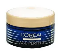 L’Oréal Paris Age Perfect Nachtcreme 50 ml - L’Oréal Paris Age Perfect, 50 ml, Gesichtscremes für Damen. Diese Nachtcreme spendet intensiv Feuchtigkeit und unterstützt die Hautregeneration, für ein revitalisiertes und strahlendes Hautbild am Morgen.