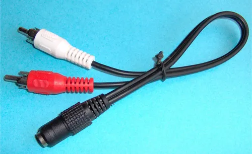  0,2m Audio-Kabel 2x Cinch-Stecker auf 1x Klinken-Kupplung 3,5mm Stereo 9,95€/m