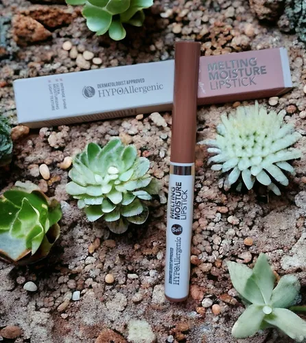 Bell Hypoallergenic Melting Moisture Lipstick Farbe 001 Soft Cream . Neu 👄