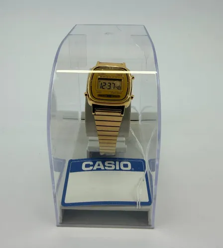 Casio LA670WGA-9D Damenuhr von CASIO