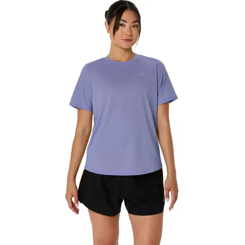 ASICS Core Laufshirt Damen – Flieder, Größe S - Vielseitiges Trainingsshirt für Komfort und Bewegungsfreiheit. Atmungsaktives Material sorgt für ein trockenes Tragegefühl, ideal für Sport und Freizeit. Zeitloses Design und bequemer Schnitt machen es zum perfekten Begleiter.