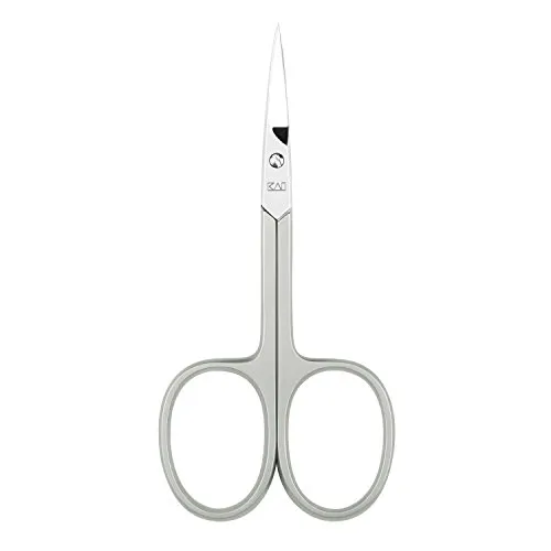 KAI Scissors Nagelschere 9 cm - Hautscheren für perfekte Maniküre, ideal zum Formen und Kürzen von Nägeln, beugt Spalten und Brechen vor – für natürliche und künstliche Nägel.