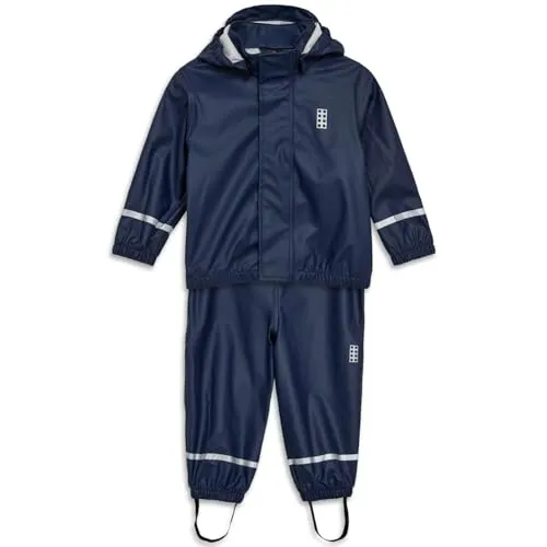 LEGO 2tlg. Regenoutfit in Dunkelblau für Babys - Baby-Regenjacken von LEGO - wasserdicht und winddicht, ideal für jedes Wetter, inklusive abnehmbarer Kapuze und verstellbaren Hosenträgern.