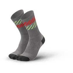 INCYLENCE Merino Light Lanes Laufsocken 35-38 grau - Sportsocken aus geruchsneutraler Merinowolle, ideal für Trail- und Roadrunning. Größe 35-38, komfortable Passform und optimale Feuchtigkeitsregulierung.