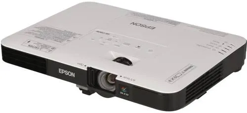 Epson Beamer EB-1780W - 3000 ANSI-Lumen, beeindruckende Bildqualität mit 3LCD-Technologie und True Colours, ideal für Präsentationen unterwegs