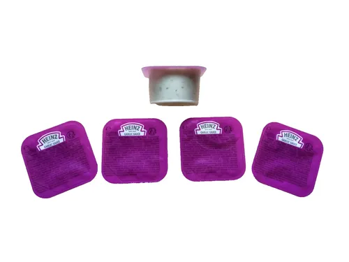 HEINZ Knoblauchsauce 100x 25,0 g - Praktische Portionspackungen mit 100x 25 g Knoblauchsauce, perfekt für Grillabende und Partys, verleiht jedem Gericht das gewisse Etwas.