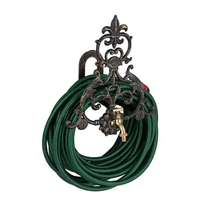 Relaxdays Schlauchhalter mit Wasserhahn - Vintage Design - Schlauchwagen mit dekorativem Vintage-Design, stabiler Eisenkonstruktion und praktischem Wasserhahn für eine ordentliche Schlauchlagerung im Garten.