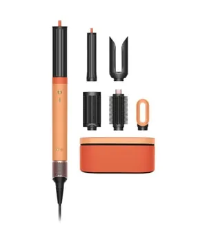Dyson Airwrap Coanda 2x Ceramic Apricot Lockenstab 1 Stk - 6-in-1 Haarstyler mit verbessertem Luftstrom für schnelleres Trocknen und individuelles Lockenstyling. Intelligente Temperaturregulierung schützt das Haar vor Schäden. Verbinde dich mit der MyDyson App für personalisierte Styles.