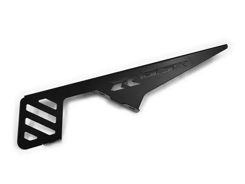 ZIEGER Kettenschutz für Suzuki GSX-R 750 & 1000 - Hochwertiger Kettenschutz aus pulverbeschichtetem Edelstahl für Suzuki GSX-R 750 (2000-03) & 1000 (2001-04) - perfekte Passform, einfacher Einbau und optimaler Schutz.