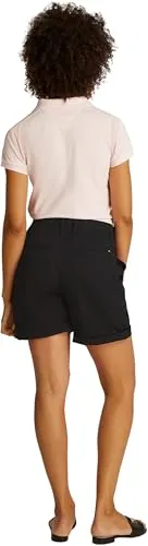 Tommy Hilfiger Chinoshorts CO BLEND GMD CHINO SHORT mit Umschlagsaum - Stylische Chinoshorts für Herren in Schwarz, ideal für lässige Anlässe. Mit elastischem Material und praktischem Umschlagsaum für optimalen Tragekomfort.