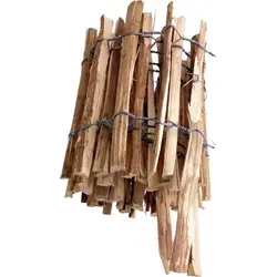 Beeteinfassung Staketenzaun 35cmx2,5m aus Haselnuss-Holz - Gartenzäune aus naturbelassenem Haselnuss-Holz mit stabilen Lattenverbindungen und längeren Pfosten zur sicheren Verankerung im Boden.