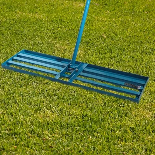 Bituxx Rasen Rakel 91x25 cm - Sonstige Reinigungsgeräte für einen ebenen Rasen, robust und langlebig aus Stahl, ideal für Gartenprojekte und Pflege von großen Flächen.