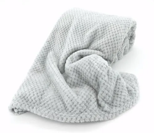 heimtexland ® Kuscheldecke Waffel-Optik Weich Atmungsaktiv Flanell Wohndecke 200x155 Silber Grau Typ647
