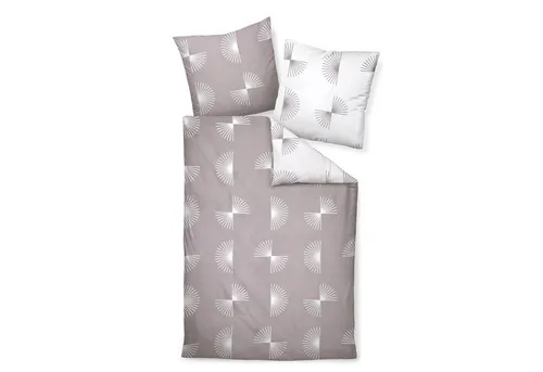 Janine Bettwäsche J.D. 87073 07 taupe, 3-teilig - Bettwäsche-Sets aus hochwertigem Mako-Satin, hautsympathisch und elegant mit geometrischem Design in Taupe und Weiß für ein stilvolles Schlafzimmer.