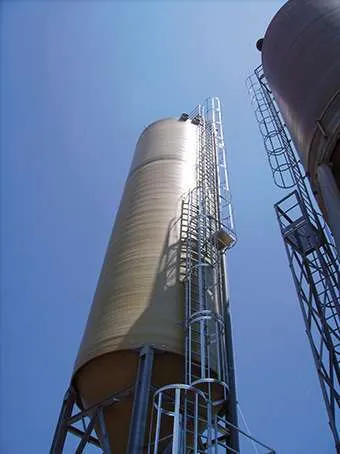 MUNK Mehrzügige Steigleitern 11,76m von Günzburger Steigtechnik