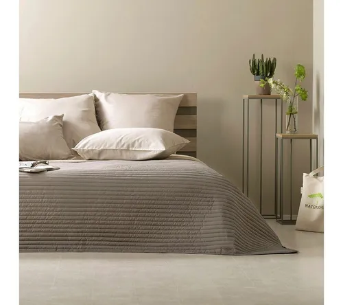 Sei Design Luxus Tagesdecke Living Trend - Wendedecke gesteppt - Bettüberwürfe & Tagesdecken, hochwertige Stickerei und allergikergeeignet, ideal für stilvolles Wohnen in Taupe (240x260)