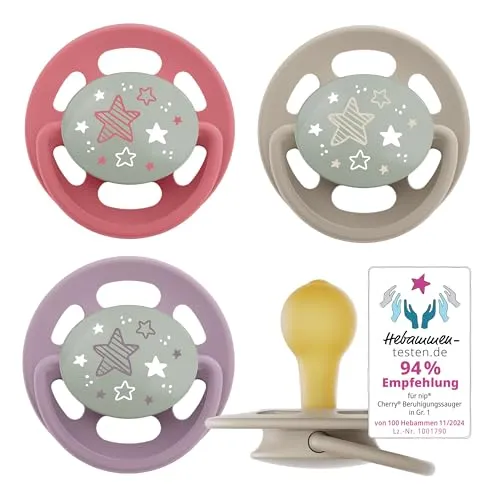nip - Cherry Green Night | 0-6 Monate | 4er Pack | Kirschform | Stillfreundlicher, kiefergerechter Babyschnuller. Leuchtet im Dunkeln. Nachhaltiger Schnuller aus natürlichen Rohstoffen, Lila/Rot