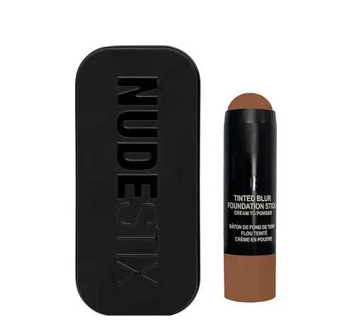 NUDESTIX Tinted Blur Stick Konturen Foundation - Nude 8 Deep - Make-up Konturen Stick Foundation mit innovativer Formel für einen perfekten, blur-effekt und makellosen Teint.