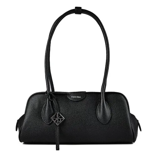 Calvin Klein Emblem Schultertasche 30 cm Schwarz - Stilvoll und Praktisch - Elegante Calvin Klein Emblem Schultertasche in Schwarz, 30 cm. Ideal für den täglichen Gebrauch, bietet ausreichend Platz für Ihre Essentials und setzt modische Akzente.