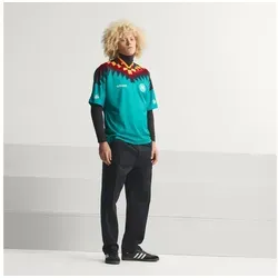 adidas Performance DFB Auswärtstrikot 1994 XL - Hochwertiges Fußballtrikot aus 100% recyceltem Polyester. Ideal für Sport und Freizeit, bietet es ein modernes geometrisches Design in Power Green. Pflegeleicht und angenehm zu tragen.