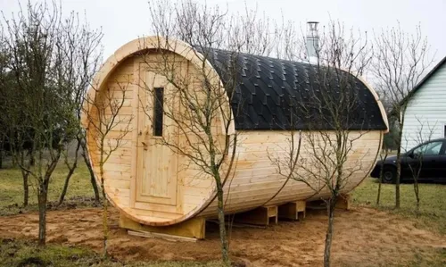Barrelsauna Fasssauna Saunatonne aus Holz - Trockensauna für den Außenbereich, ideal für entspannende Stunden. Platz für bis zu 10 Personen, aus robustem Kiefernholz, elektrisch beheizt – genießen Sie die Natur in Ihrer eigenen Wellness-Oase.