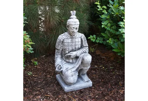 Chinesischer Terrakotta-Krieger Steinfigur 78 cm - Gartenstatuen, handgefertigte frostsichere Steingussfigur, ideal für die Gartendekoration und als Geschenkidee, 60 kg schwer und bis -30°C frostbeständig.