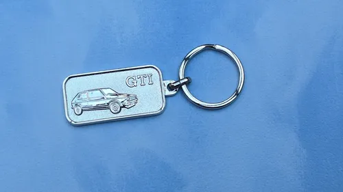 VW GTI One Relief Metall Schlüsselanhänger - Original Zubehör 5KA087010