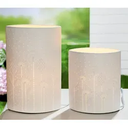 Porzellanlampe Flowers weiß 20,5cm - Lampen für frühlingshafte Deko, aus feinem Porzellan mit filigranem Blumenmuster und bezauberndem Lichteffekt.