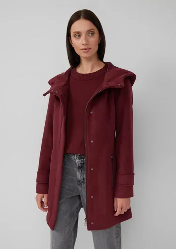 s.Oliver Wollmix-Mantel im Slim Fit mit Gürtel - Eleganter Slim Fit-Mantel aus hochwertigem Wollmix, ideal für stilvolle Outdoor-Anlässe. Mit fixierter Kapuze und verdecktem Reißverschluss für einen modernen Look.