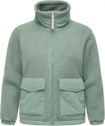 Ragwear Damen Teddy-Fleecejacke Arctika II Dusty Green Gr. S - Stylische Teddy-Fleecejacke für gemütliche Momente und lässige Outfits. Das weiche Material bietet hervorragende Wärme und ist schnelltrocknend. Mit praktischen Pattentaschen und modernem Design ist sie perfekt für die kalte Jahreszeit.