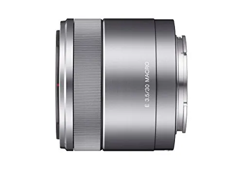 Sony SEL-30M35 Makro-Objektiv - Makroobjektiv mit 30 mm Brennweite und F3.5 Blende, ideal für detailreiche Nahaufnahmen von Blumen und Insekten, geeignet für E-Mount Kameras.
