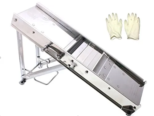 Gemüsehobel Classic Mandoline Bron Coucke mit Handschuhen - Hochwertiger Gemüsehobel aus Edelstahl mit 3 Messern und einstellbarer Schnittstärke von 3 bis 10 mm. Ideal für präzises Hobeln von Gemüse und Früchten. Inklusive Handschuhe für sichere Handhabung.